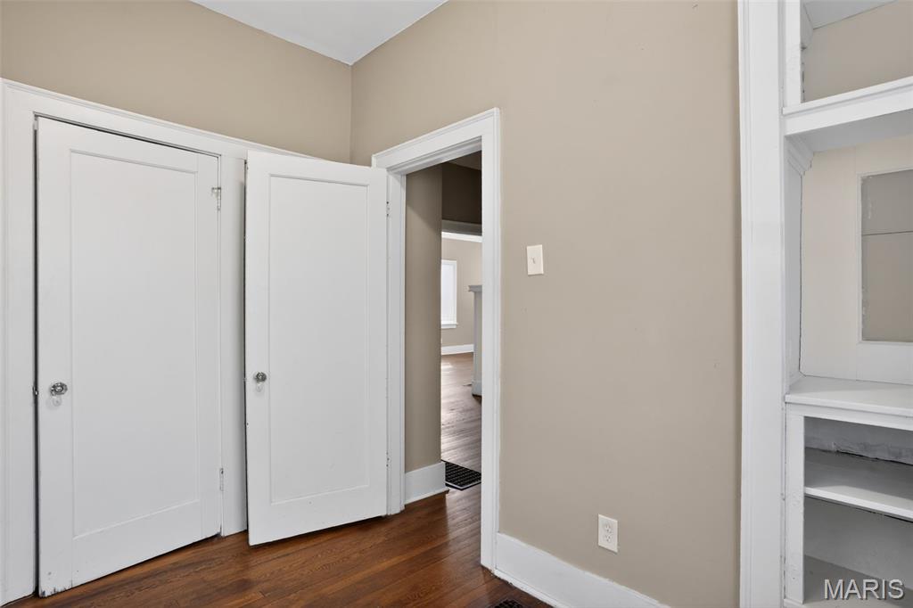 437 S Clark Avenue Property Photo 17