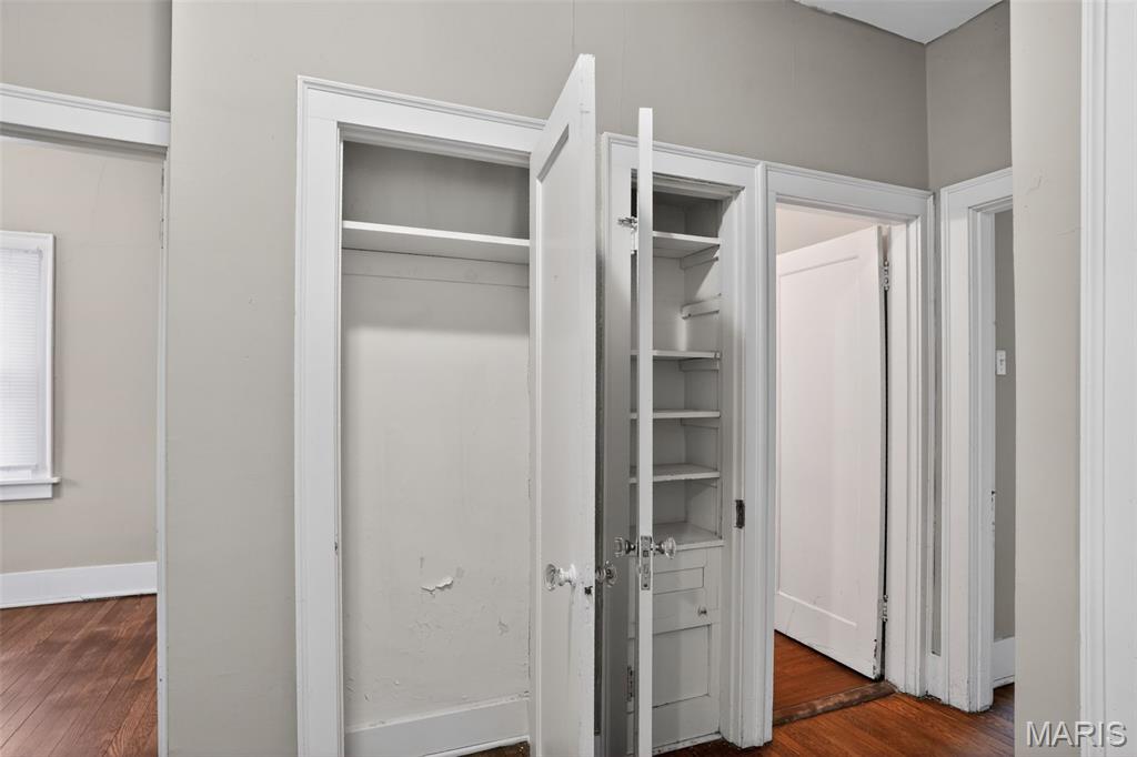 437 S Clark Avenue Property Photo 22