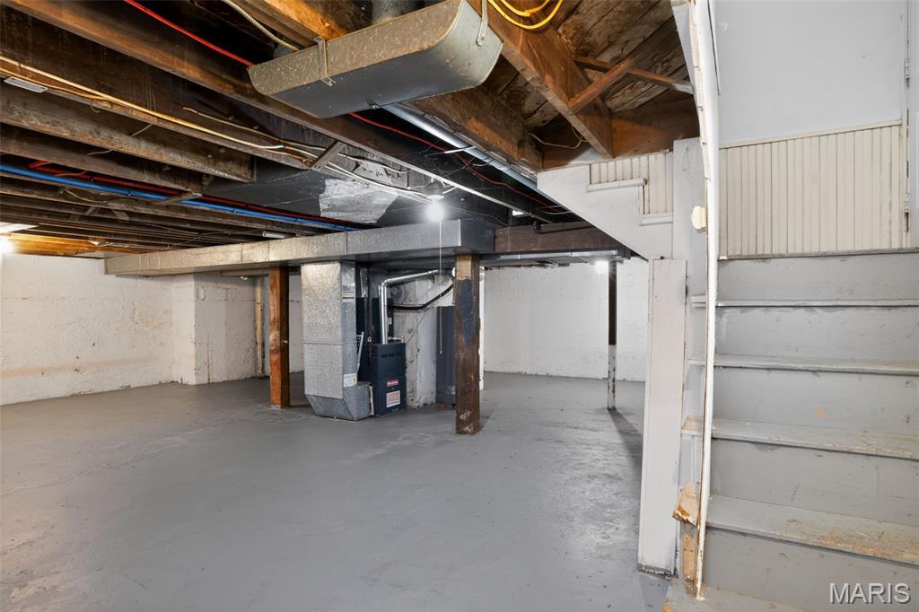 437 S Clark Avenue Property Photo 24