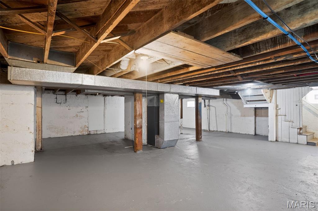 437 S Clark Avenue Property Photo 25