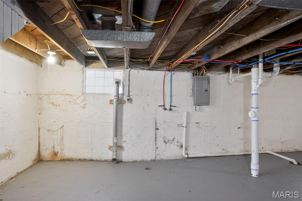 437 S Clark Avenue Property Photo 26
