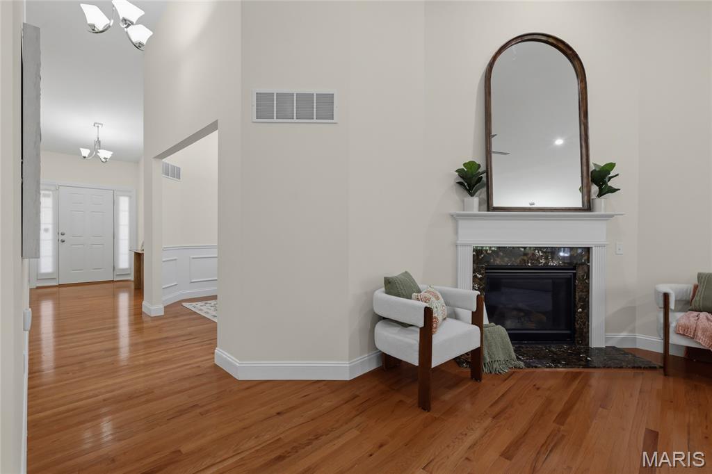 14301 Gatwick Court Property Photo 3
