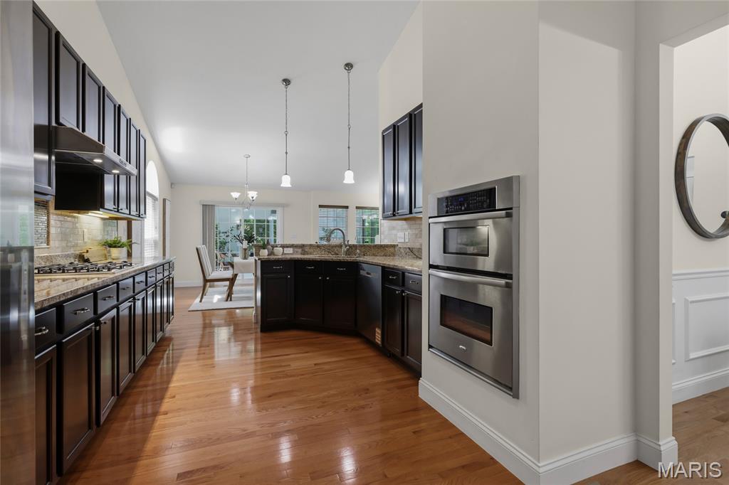 14301 Gatwick Court Property Photo 5