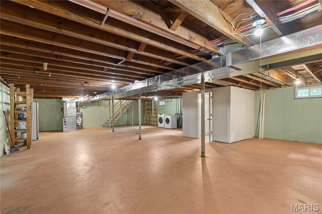 445 Washington Street Property Photo 17