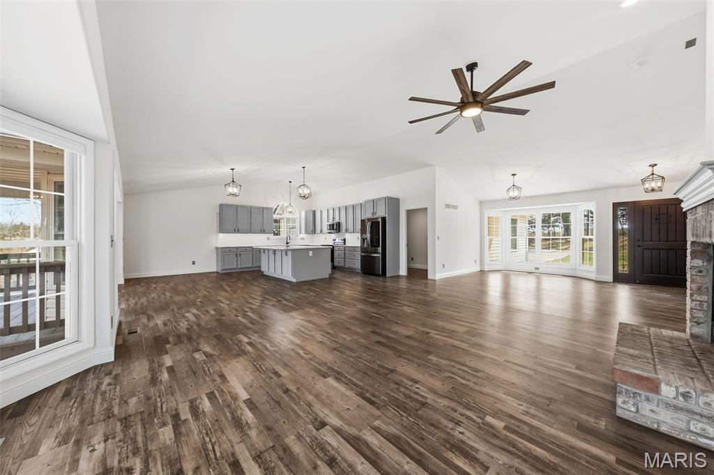 2255 County Farm Road Property Photo 16