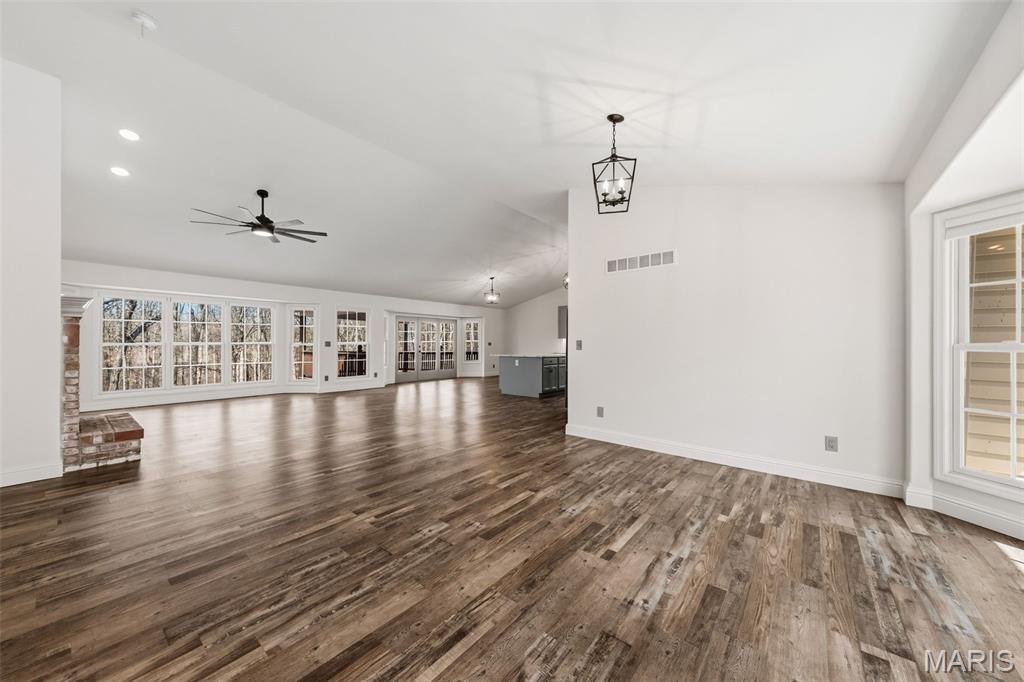 2255 County Farm Road Property Photo 23