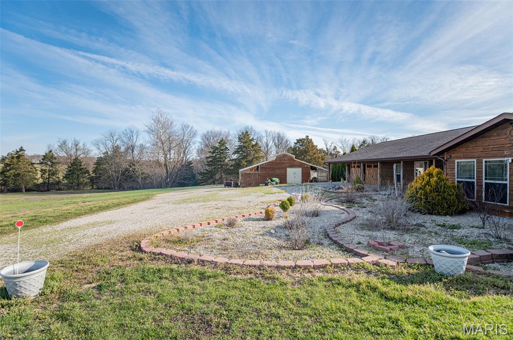 24701 County Road 434 Property Photo 2