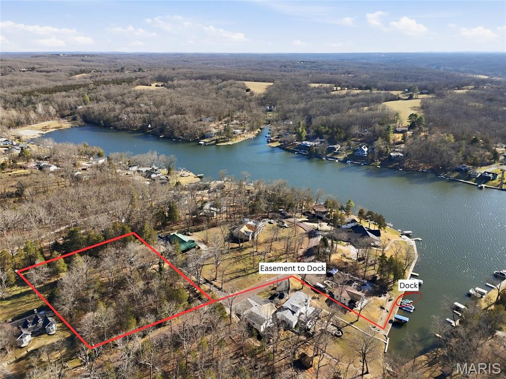 5883 N Lakeshore Drive Property Photo 1