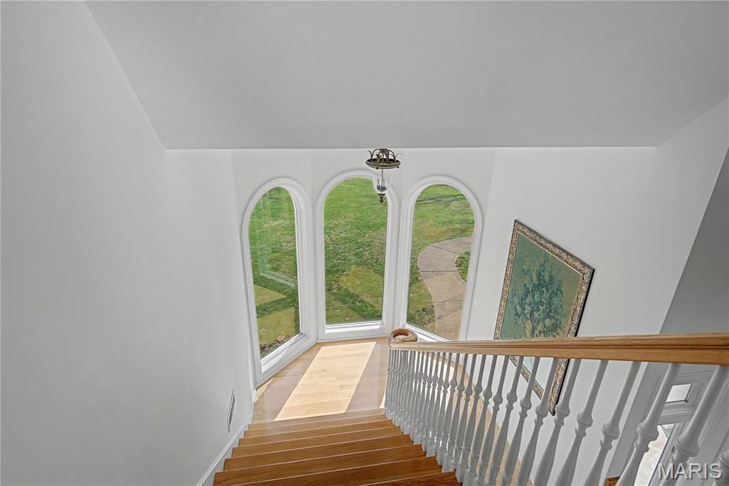 26017392 Property Photo 14