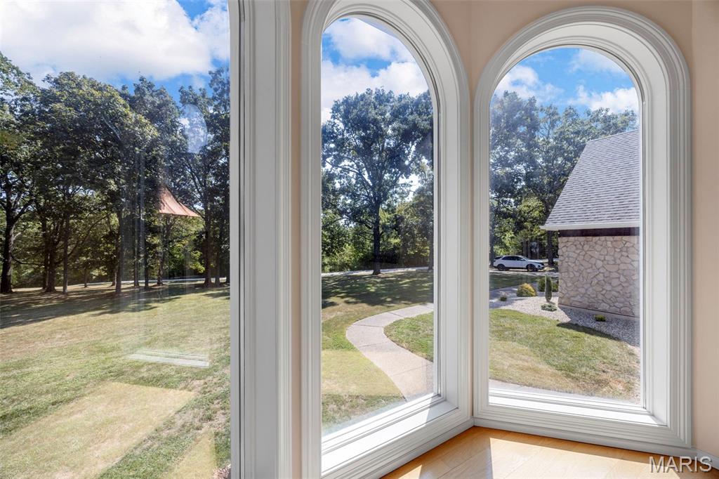 26017392 Property Photo 44