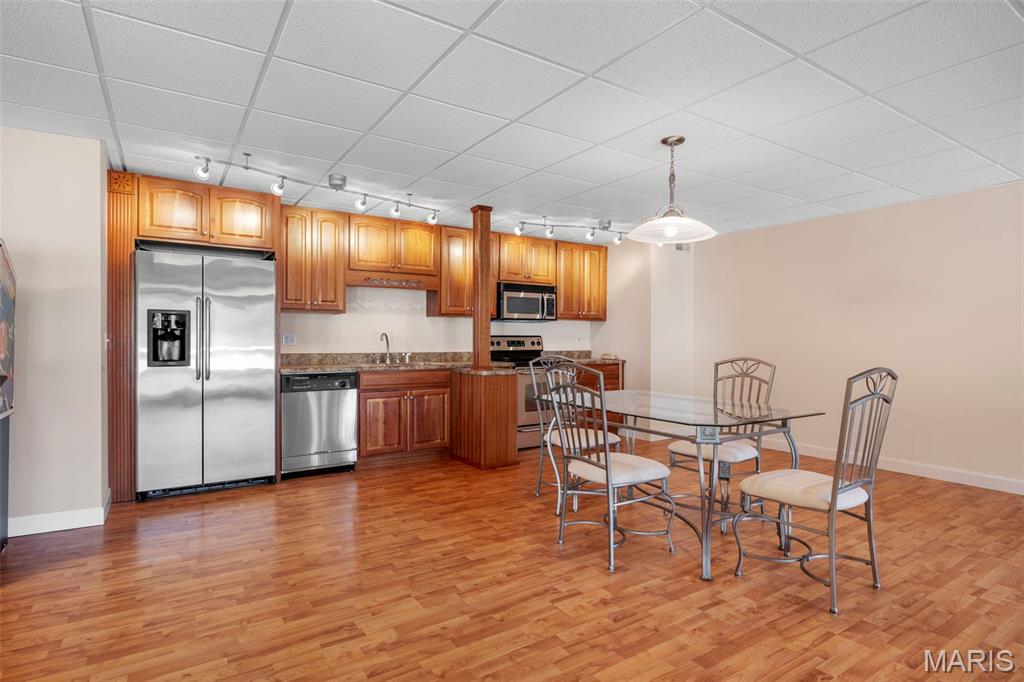 26017392 Property Photo 46