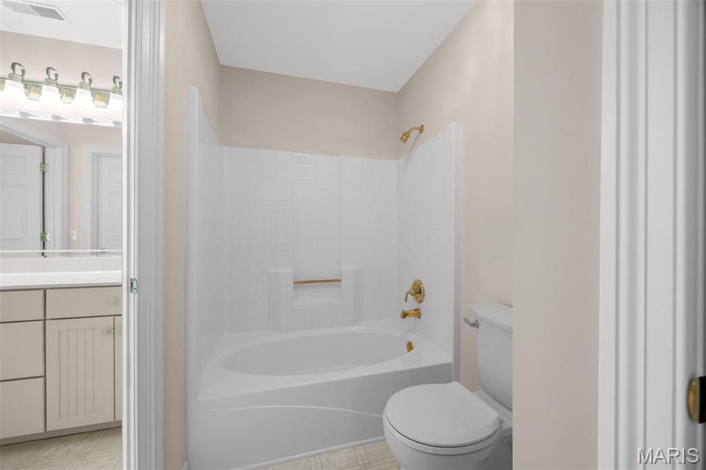 26017392 Property Photo 49