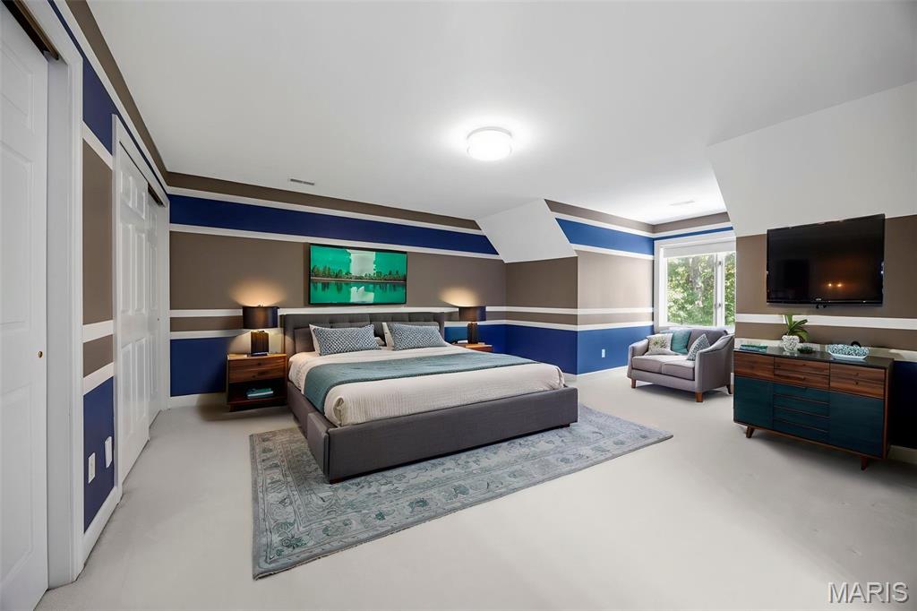 26017392 Property Photo 55