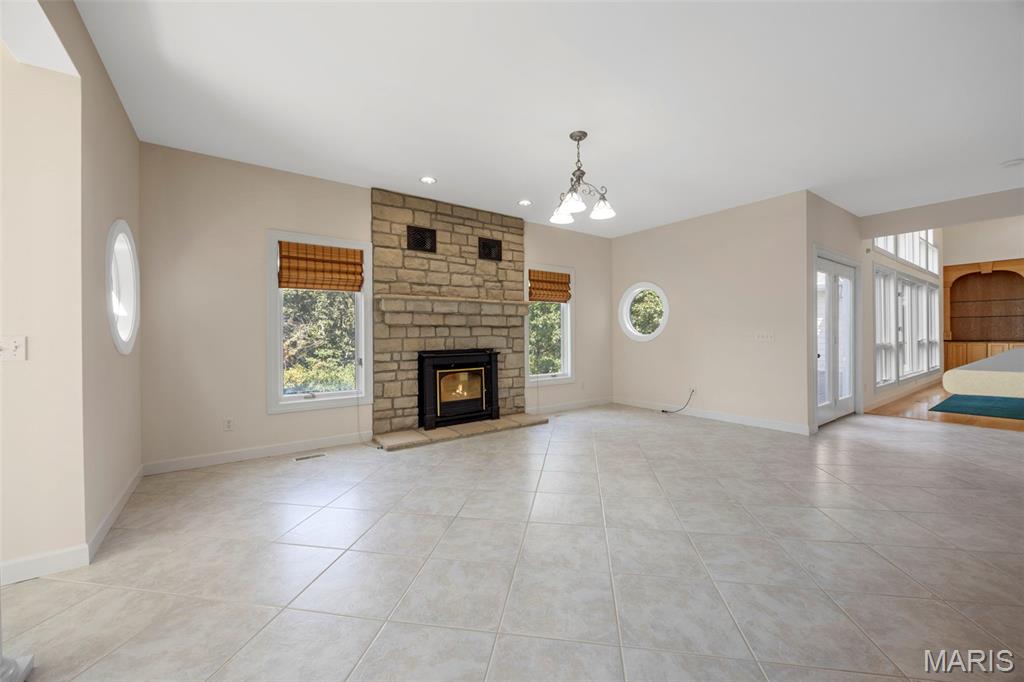 26017392 Property Photo 68