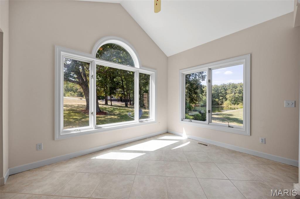 26017392 Property Photo 73