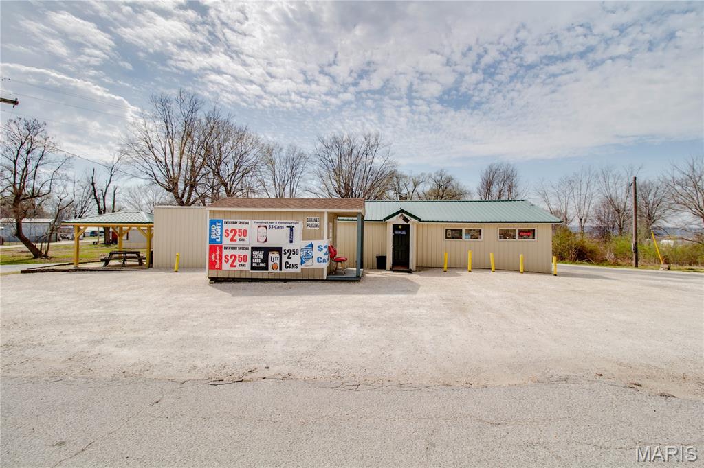20861 State Highway 100 Property Photo 10