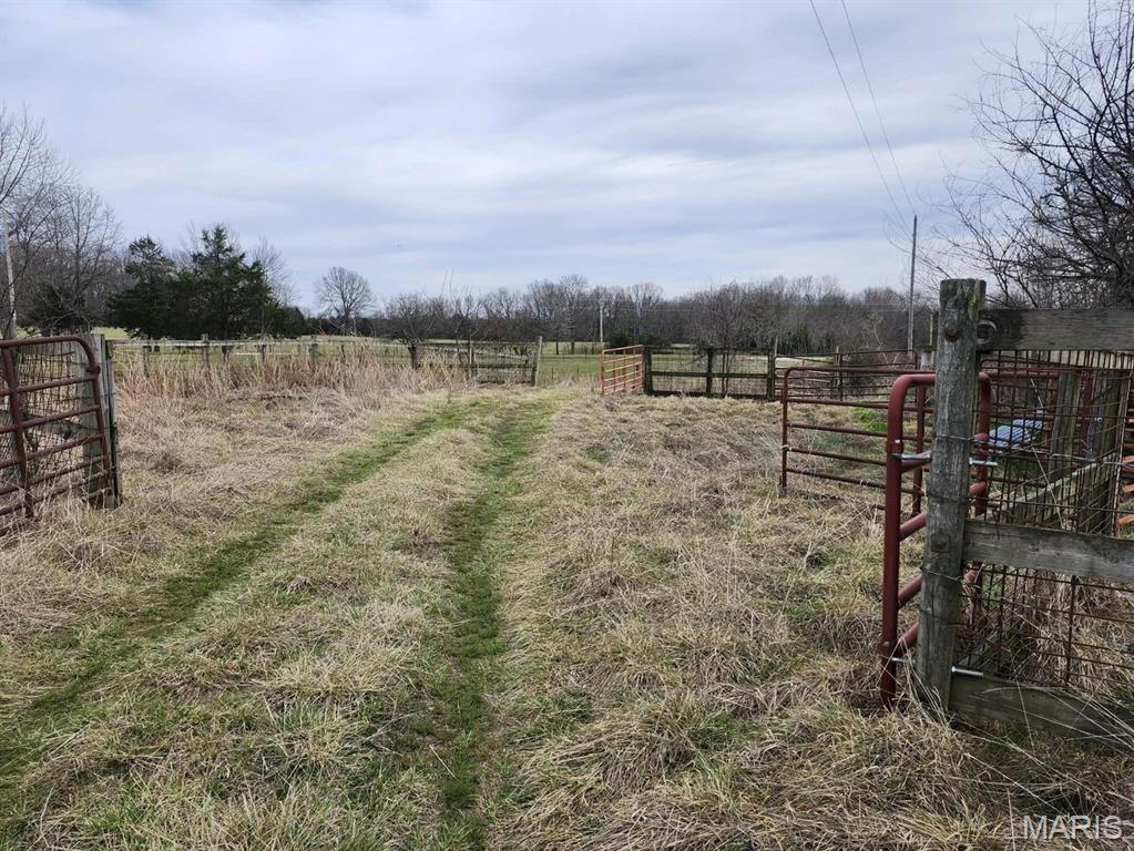 000 M- North Highway E Property Photo 1