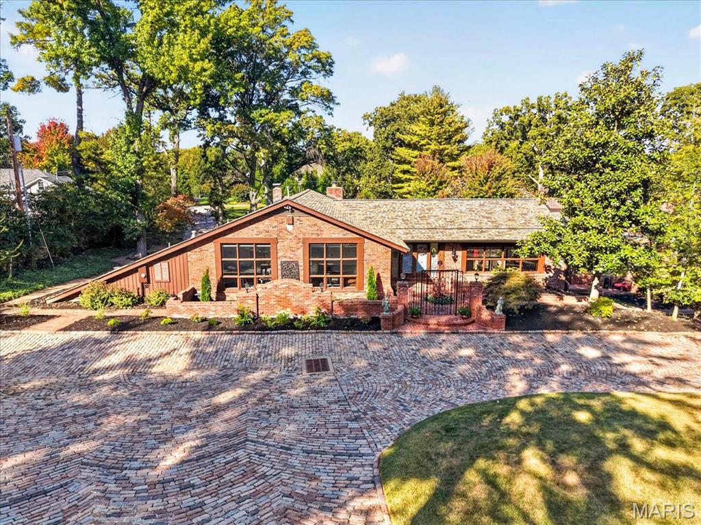10 Vouga Lane Property Photo 1
