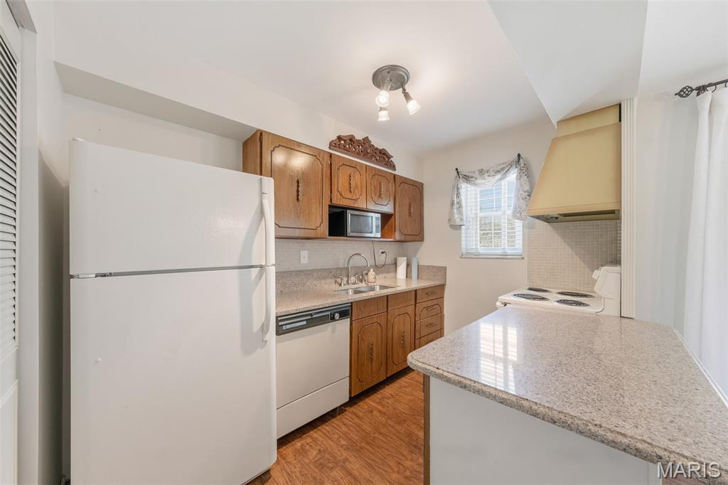 3104 Denmark Drive D Property Photo 3