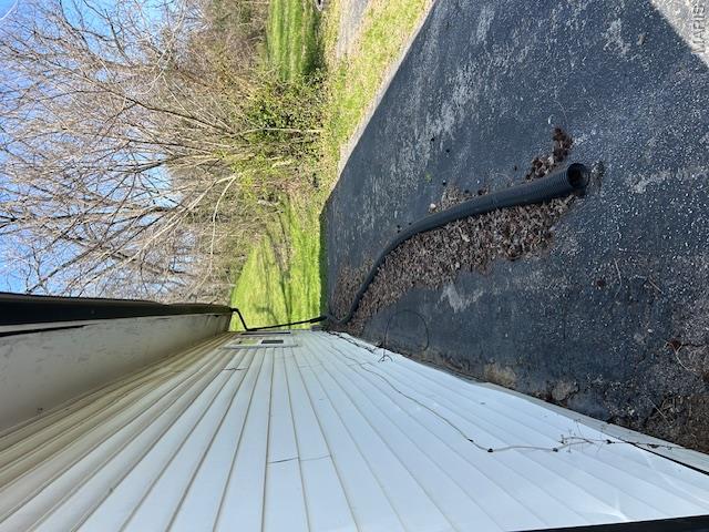 7511 Blanding Drive Property Photo 3