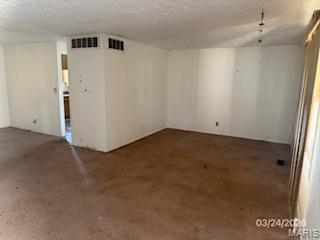 1215 Julie Avenue Property Photo 6