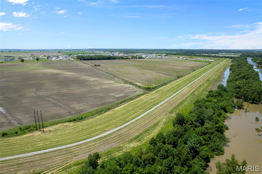 00 E Outer Road Lot 1 Property Photo 4