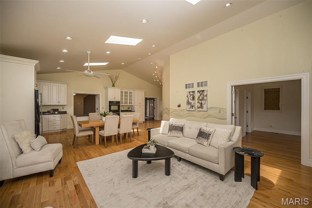 77 Aberdeen Place Property Photo 12