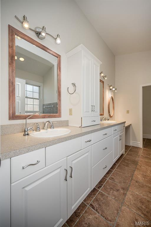 77 Aberdeen Place Property Photo 15