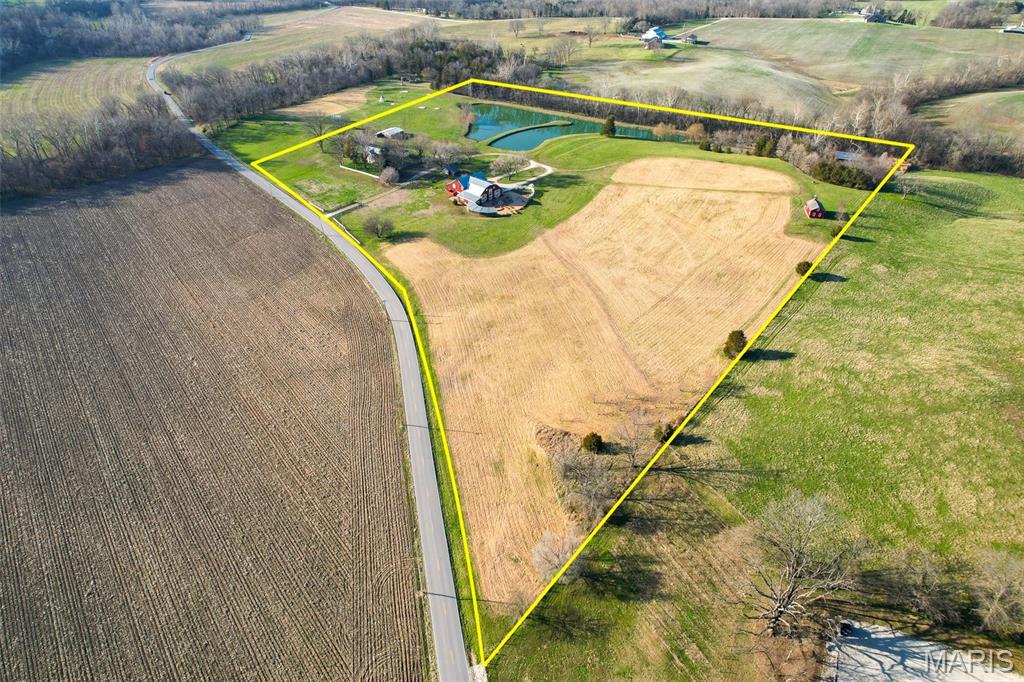 15226 Boone Monument Road Property Photo 1