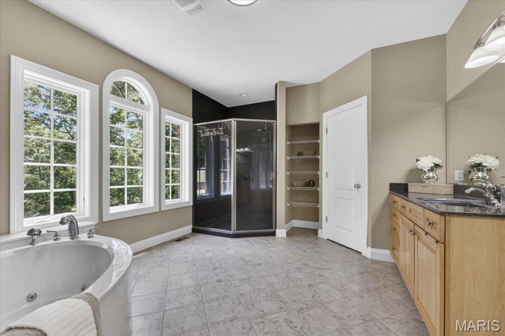 18517 Gredan Court Property Photo 14