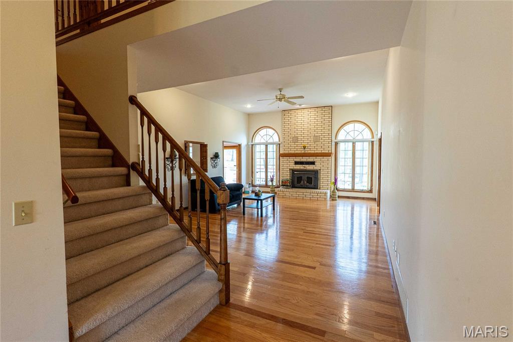 900 Country Lane Property Photo 11
