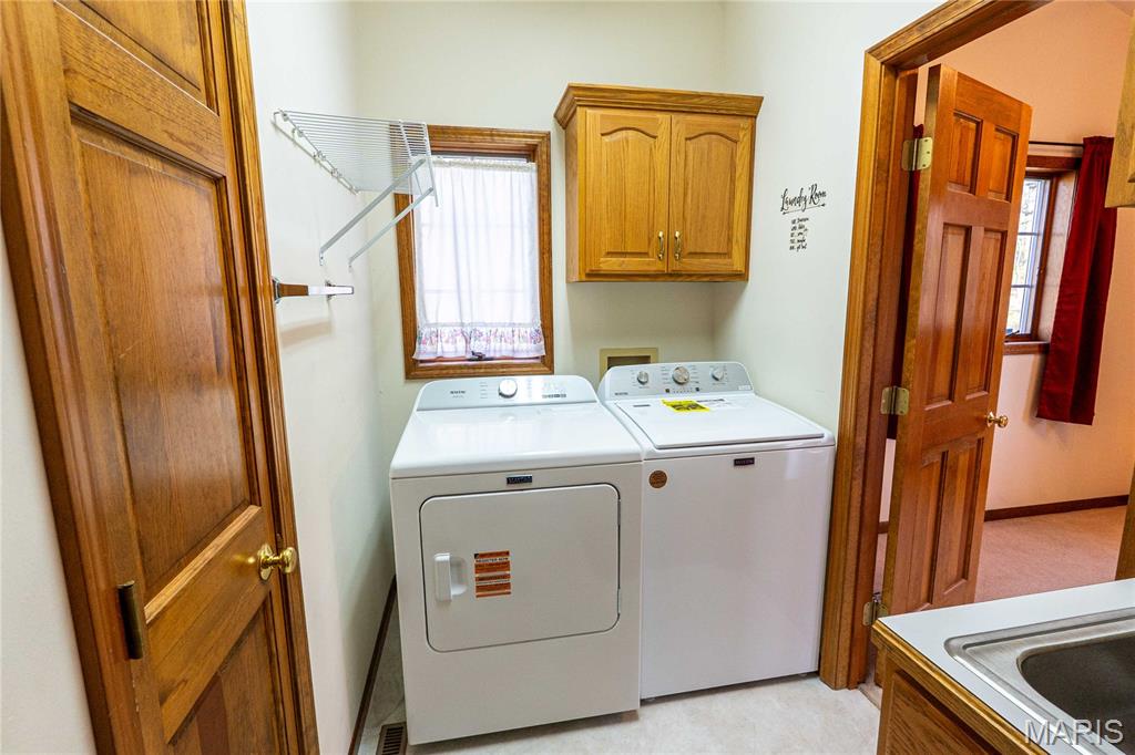 900 Country Lane Property Photo 18