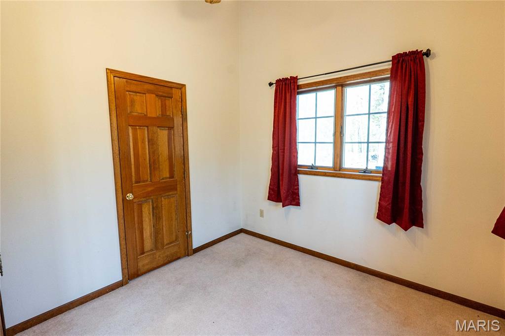 900 Country Lane Property Photo 26