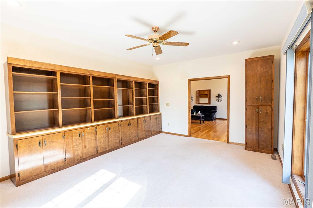 900 Country Lane Property Photo 29