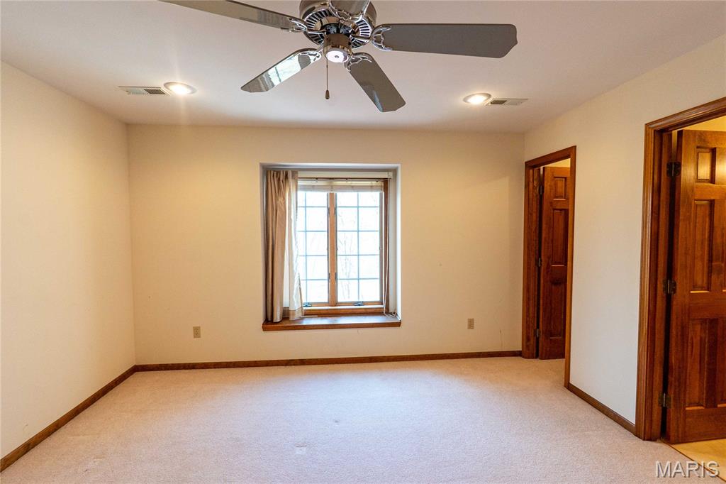 900 Country Lane Property Photo 36