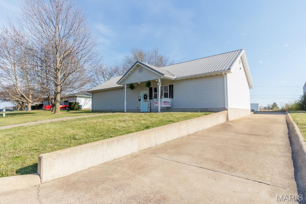 144 Bonnie Drive