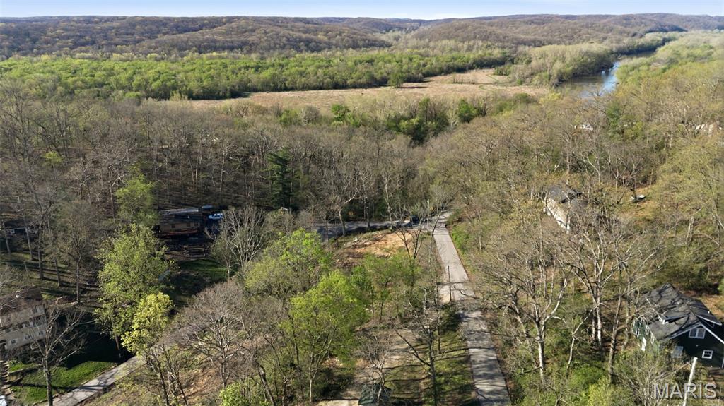 639 Castlewood Drive Property Photo 11