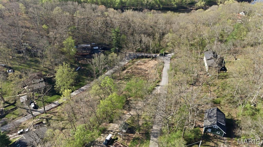 639 Castlewood Drive Property Photo 12