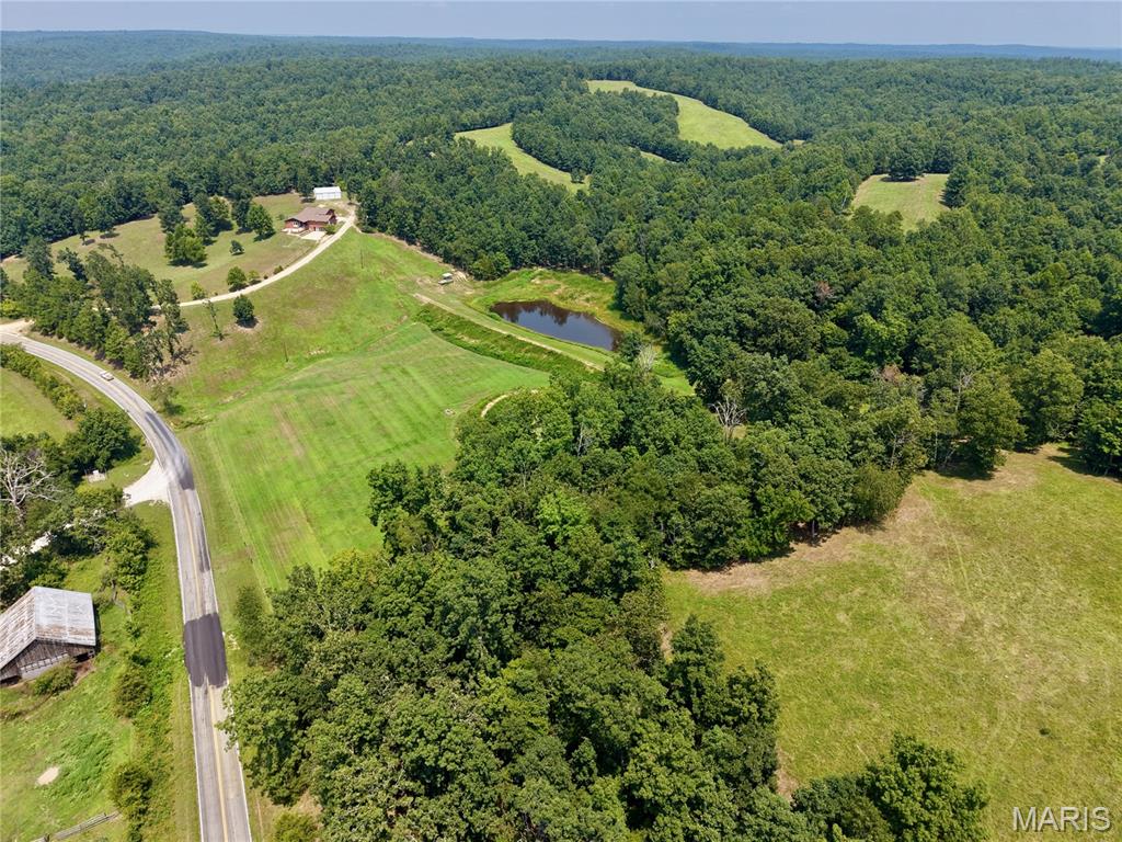 772 Highway D Property Photo 4