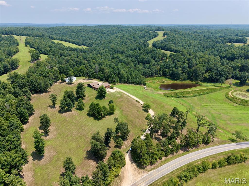 772 Highway D Property Photo 8