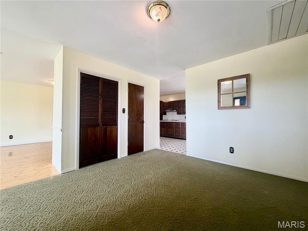 772 Highway D Property Photo 16