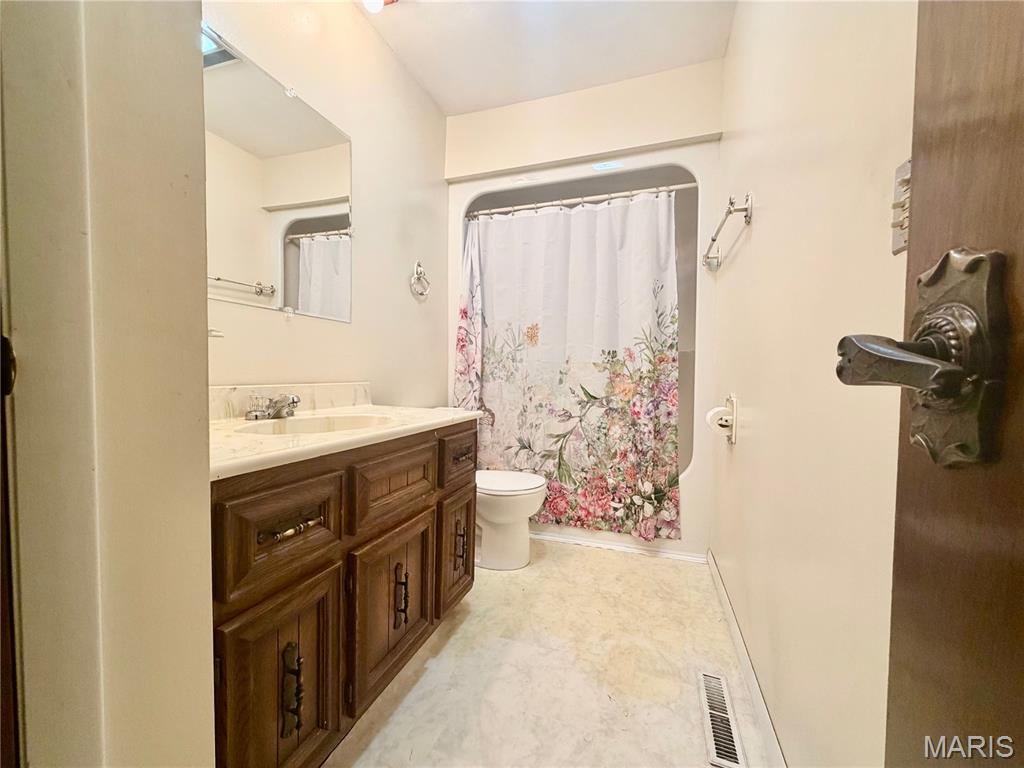 772 Highway D Property Photo 26