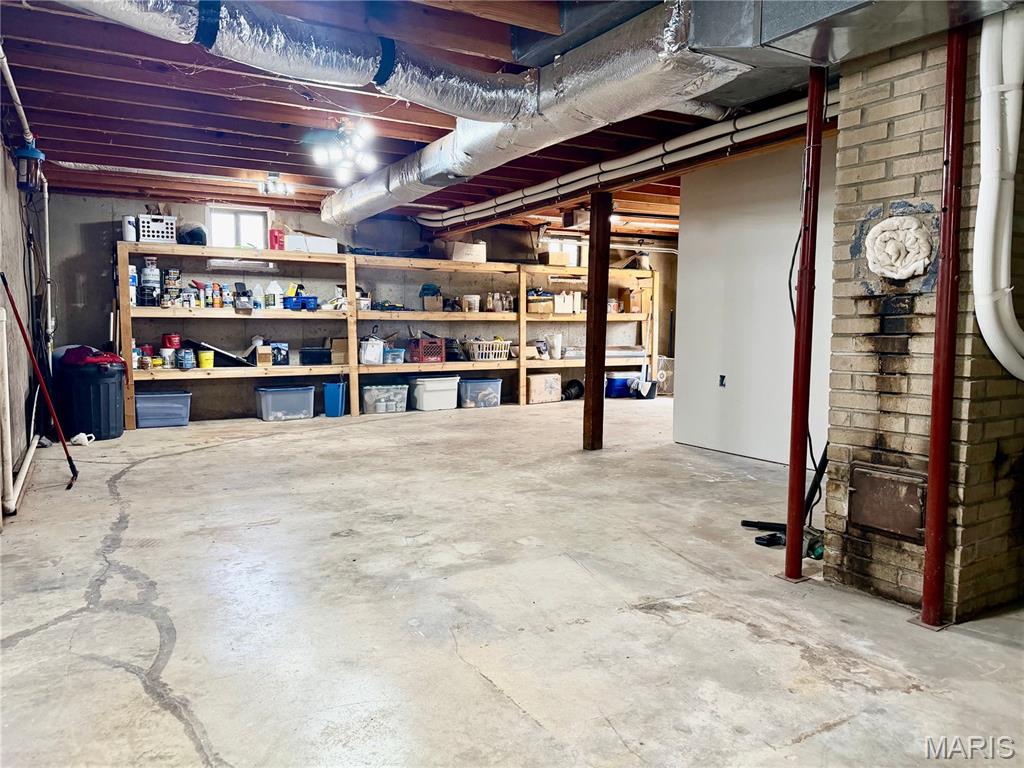772 Highway D Property Photo 34