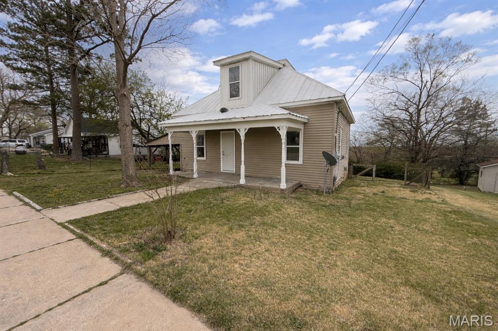 341 Spruce Street Property Photo 1
