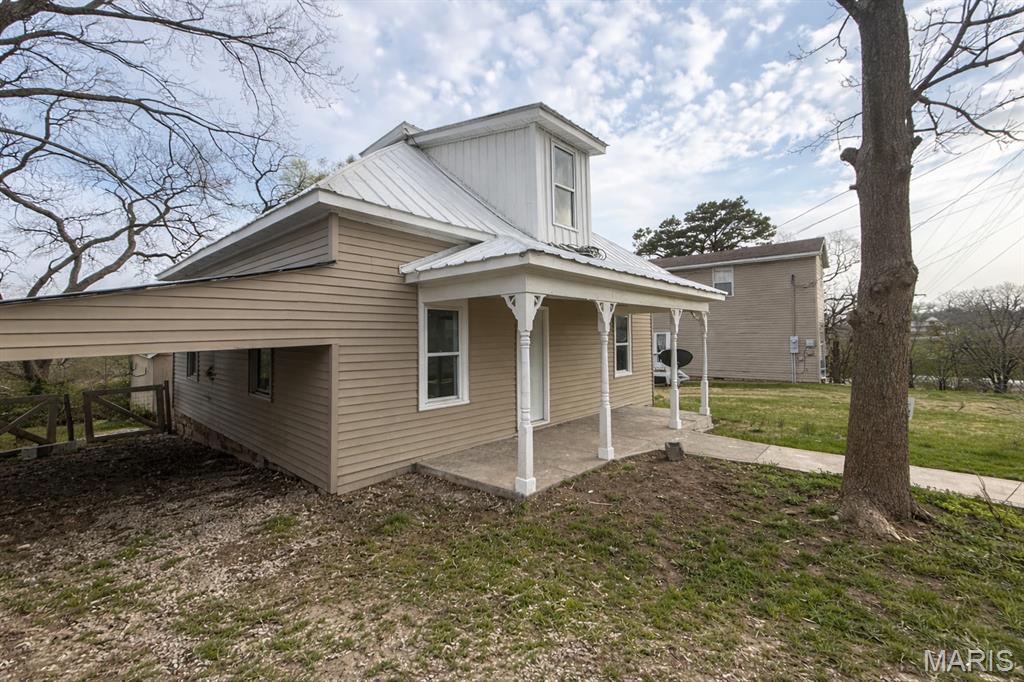 341 Spruce Street Property Photo 2