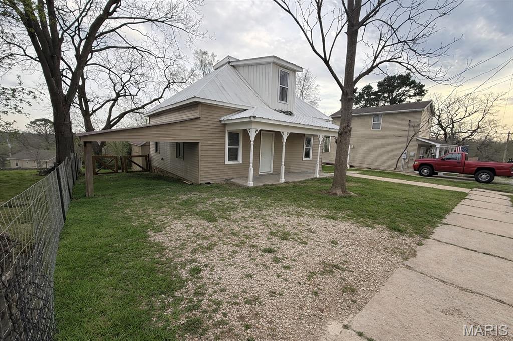 341 Spruce Street Property Photo 5
