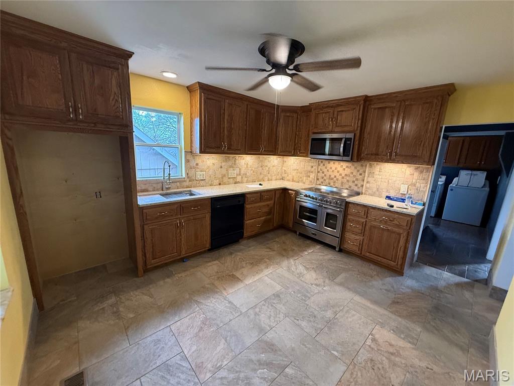 341 Spruce Street Property Photo 13