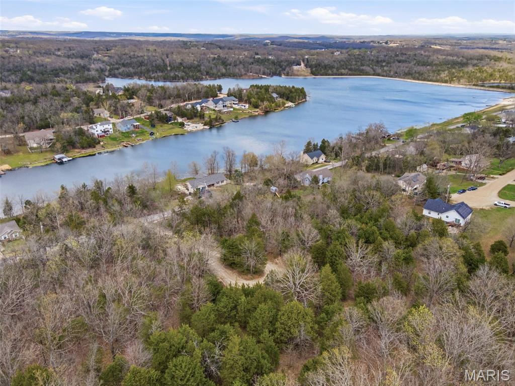 109 Lakeshore Drive Property Photo 1