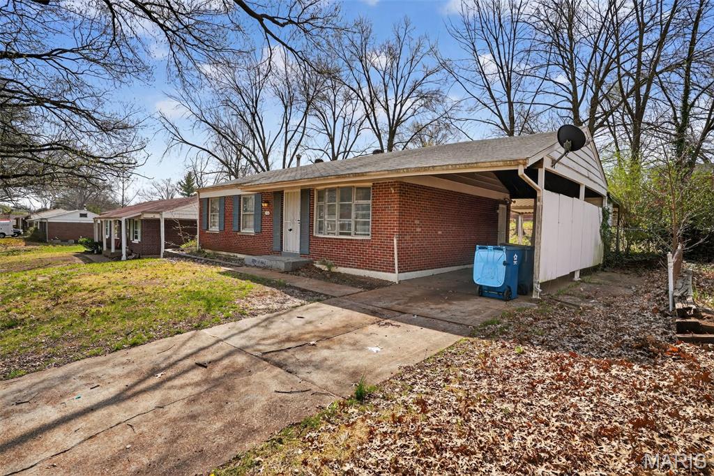 1722 Bradshaw Drive Property Photo 5