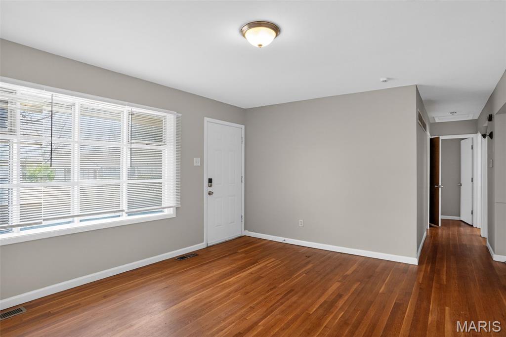 1722 Bradshaw Drive Property Photo 8
